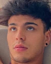 Sebastián Villalobos added a new...