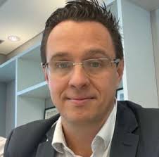 Curso de Atualização em Neurocirurgia da USP