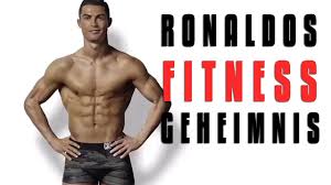 Man muss dabei nun wirklich nichts schlimmes befürchten, es handelt sich nicht um einen stalker oder ähnliches. 4 Saulen Fur Cristiano Ronaldos Erfolg Fitness Und Gesundheit Youtube