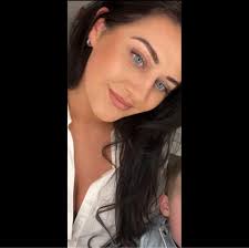 I never told my family that I had secretly paid their mortgage for a  decade. To them, I was just “Sophia the ATM.” At Thanksgiving, my parents  gave my seat to my