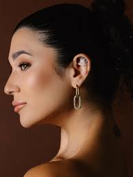 So many things to be grateful & thankful for.. my friends that are family,  my family that are all spread out in different states, my salon, my health,  the life I live