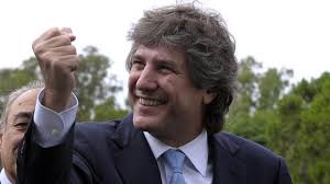 Amado boudou is an argentine economist and politician who served as the vice president of argentina from 2011 to 2015. Amado Boudou Moved To A Luxurious Mansion In Avellaneda Newsy Today