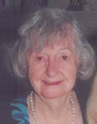 Ruby Hackett's Instagram, Twitter & Facebook