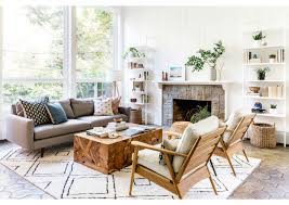 California Casual Living Room White Walls Mid Century Furniture Design By Katie Monkhouse Inte California Home Decor Casual Living Rooms California Decor