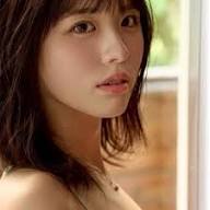 綾瀬まりあの顔写真