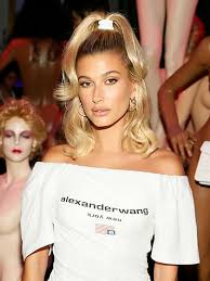 Check spelling or type a new query. Bieber Hochzeit Das Ist Haileys Traumhaftes Brautkleid Stylight