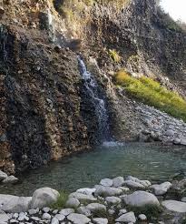 The grand architecture of our historic bathhouses is equally matched by the natural curiosities that have been drawing people here for hundreds of years. Chattanooga Hot Springs Ultimate Hot Springs Guide