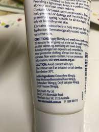 However it only leaves a matte finish for about half an hour and turns my skin in oily condition. Cancer Council Face Day Wear Matte Sunscreen Spf 50 1source