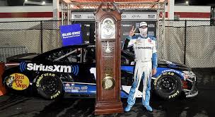 Are you only curious who would be leading the points in a traditional this is what the current 2019 nascar points would look like without rounds or eliminations in the. Martin Truex Jr Surges To First 2020 Win At Martinsville Nascar