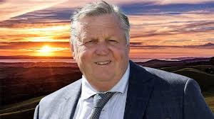 Watch live: Kaipara District Council decides fate of Māori ward