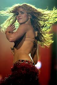 Born 2 february 1977) is a colombian singer and songwriter. File Shakira Rock In Rio 2008 02 Jpg Wikipedia