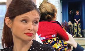 Tm + © 2020 vimeo, inc. Sophie Ellis Bextor Shares Sweet Snap Of Son Dropping Off Food At Her Mum S Doorstep Daily Mail Online