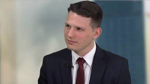 Sławomir mentzen i jakub wiech: Slawomir Mentzen Trzaskowski Jest Pustym Dzbanem Ktory Mozna Napelnic Dowolna Trescia