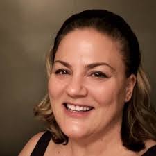 Ellen Vo's Instagram, Twitter & Facebook