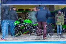 Bikewale brings the list of best bikes in india in 2021. Kawasaki Ninja Zx 25r Official Promotional Video Launch Date And Price Revealed