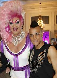 Olivia jones ist die einzige würdige dirk bach nachfolgerin! Das Riet Olivia Jones Prince Damien Fur Das Dschungelcamp Promiflash De