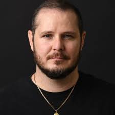 Brad Ferris's Instagram, Twitter & Facebook