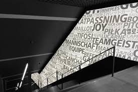 pin auf hasenkopf frescata