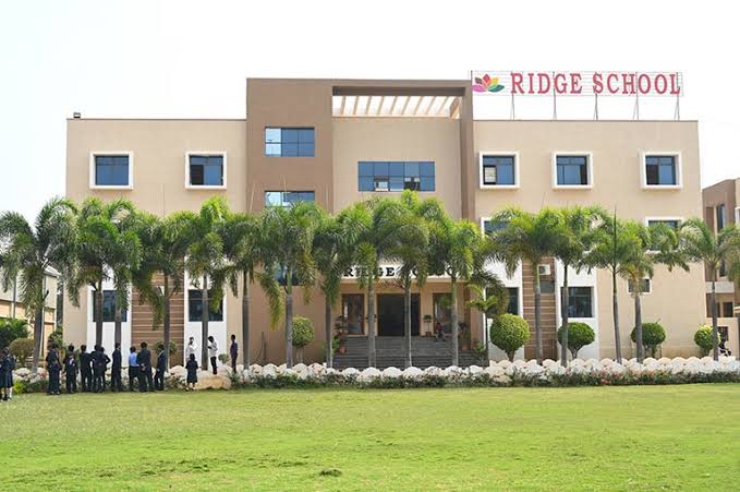 RIDGE SCHOOL