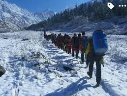 Ci aspettavamo solo un darshan del tempio quando abbiamo pianificato un viaggio a danaulti, dehradun ma con nostra grande sorpresa il taxi si fermò alla strada principale e ci hanno chiesto di. Trekking In Mussoorie And Dhanaulti In Library Chowk Dehradun Suryam Holidays Id 20153295648