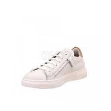 Sei un'appassionata di attività fisica o semplicemente ami indossare calzature l'acquisto delle scarpe da donna va pensato in relazione all'intensità dell'allenamento che andrai ad affrontare. Sneakers Alviero Martini I Class N 0320 0030 White Geo Classic Shoes Vendita Borse In Pelle E Accessori Moda A Coriano Di Rimini Pelletteria Casadei