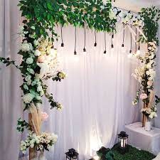 It also looks great as a table decoration. Pin By Rana On Wedding Decor Candle Wedding Decor Wedding Decorations Modern Wedding Decor