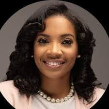 Leann Mcdowell's Instagram, Twitter & Facebook