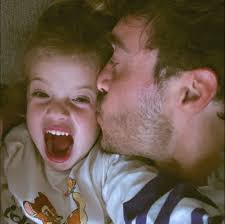 ANTONINO SPINALBESE E L'AMORE IMMENSO PER LUNA MARÍ ❤️ Una dedica che  scioglie il cuore: per i 3 anni della sua bimba, Antonino Spinalbese ha  scritto parole dolcissime per Luna Marí, la