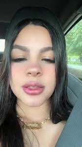 Ariana Abraham's Instagram, Twitter & Facebook