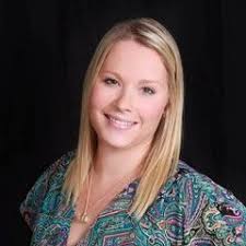 Caroline Clary's Instagram, Twitter & Facebook