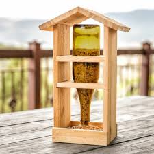 Fabriquer une mangeoire pour oiseau : 1001 Idees Creatives Pour Mangeoire Oiseaux A Fabriquer Soi Meme