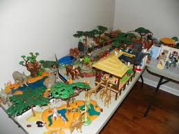 I Finally Set Up My Zoo Play House Play Table Zoo