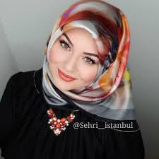 Levidor Yeni Sezon 100 Tivil Ipek Esarplarimiz Kargo Dahil Kapida Odeme Ile 109 Tl Coklu Alimda Levidor Turban Hijab Beautiful Hijab Wedding Hairstyles Bride