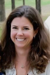 Karen Dearing's Instagram, Twitter & Facebook