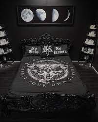 Gorgeous Black California King Bedroom Sets Tips For 2019 Home Decor Bedroom Luxury Bedroom Sets Gothic Bedroom