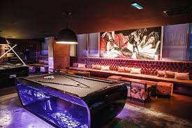 5 Men S Nights In Dubai Every Guy Should Know About Nightlife Dubainightlife Party Dubai Nightlife Night Life Dubai