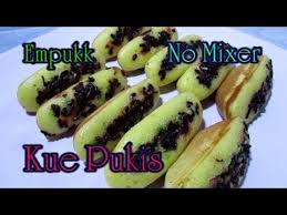 Gpp deh yaa.yg penting keluarga suka. Resep Kue Pukis Menul Menul Dan Enak Tanpa Mixer Youtube