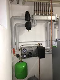 Systemtrennung Von Einer Fussbodenheizung Erneuert Heizungsanlagen Heizung Fussbodenheizung