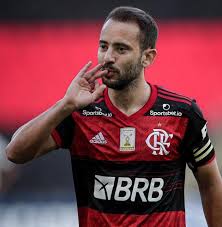 Éverton ribeiro, 32, from brazil clube de regatas do flamengo, since 2016 attacking midfield market value: Everton Ribeiro Bio Net Worth Wife Family Height Facts Salary Contract Current Team Wiki