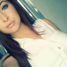 Lexie Holmes (@BabyyyLexx)