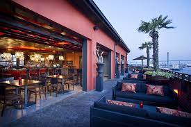 Book now at live music restaurants near savannah on opentable. Rocks On The Roof Savannah Downtown American Seafood Fine Dining Bar Music Venue Burgers Sandwiches Live Music Restaurants