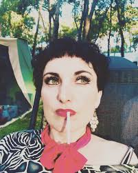 Bruha Bee (@bruhabee) • Instagram photos and videos