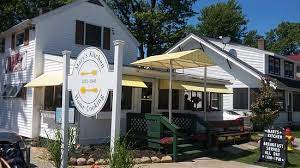 Restaurants near geneva on the lake golf course restaurants in this area are known for american, contemporary american, italian, steakhouse and global, international cuisines. Mary S Kitchen Geneva On The Lake Menu Prices Restaurant Reviews Tripadvisor