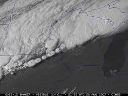 Although this mfbe did not produce damaging surface winds, its intense rain rate resulted in local flooding. Squall Lines Derechos And Bow Echoes Meteo 3 Introductory Meteorology