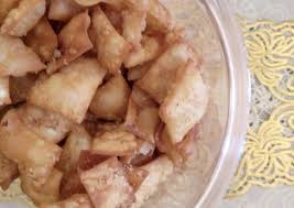 Aneka resep keripik pangsit buatan sendiri ala rumahan (homemade) di indonesia juga dikenal goreng kulit pangsit tanpa isi. Resep Kulit Pangsit Goreng Rasa Sapi Yang Lezat Sekali