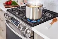 LG Gas Ranges | Single or Double Ovens and Powerful Stoves