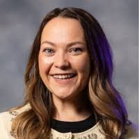 Elizabeth Rasmussen's Instagram, Twitter & Facebook