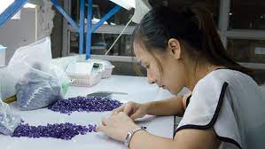 The website is in french and english. Exploring The Chinese Gem And Jewelry Industry Gems Gemology