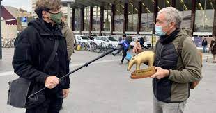 Scontro di fuoco in tv da giletti: Striscia La Notizia Tapiro Per Massimo Giletti Le Foto Con Nunzia De Girolamo Erano Private Non Escludo Che Lei Abbia Orchestrato Tutto Il Fatto Quotidiano