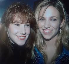 What are the names of the 2 pairs of recording artists?